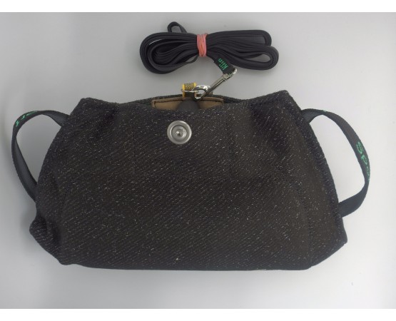 Perna profesionala de muscatura pentru dresaj canin