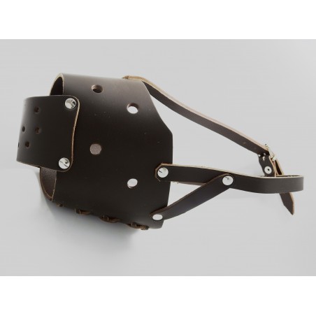 Botnita profesionala din piele naturala pentru BullTerrier