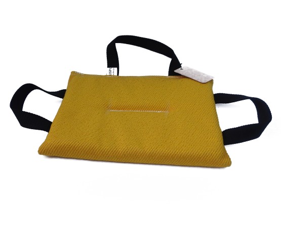 Perna de muscatura material francez YOGO Huspol pentru dresaj canin