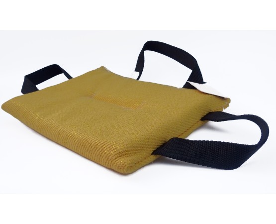 Perna de muscatura material francez YOGO Huspol pentru dresaj canin