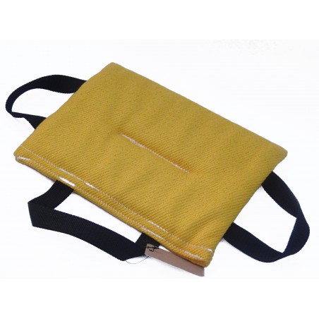 Perna de muscatura material francez YOGO Huspol pentru dresaj canin