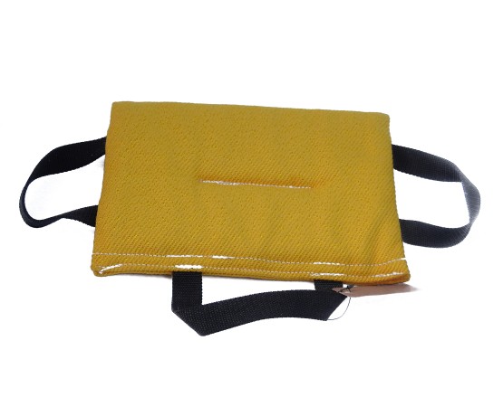 Perna de muscatura material francez YOGO Huspol pentru dresaj canin