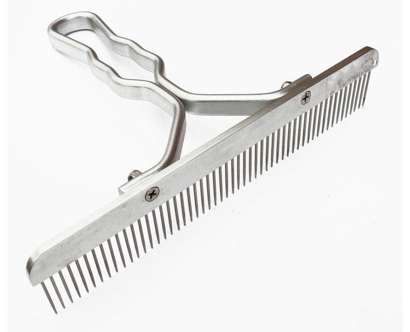 Perie profesionala tip tesala pentru caii cu par lung