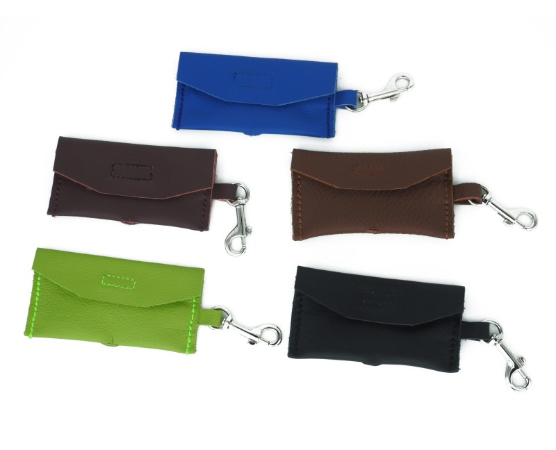 Saculet din piele naturala nappa pentru pungi igienice caini