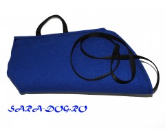 Maneca Puppy din material francez prevazuta cu lesa pentru dresaj canin