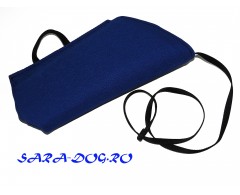 Maneca Puppy din material francez prevazuta cu lesa pentru dresaj canin