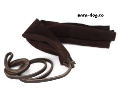 Tug tip carpa din piele naturala ABC Sport Klin prevazut cu lesa din piele naturala pentru dresaj canin