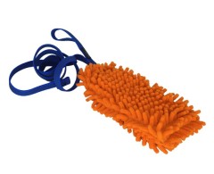 Tug din microfibra prevazut cu lesa pentru dresaj canin 20 x 12 cm