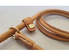 Lesa de lux pentru show din piele rotunda Royal nappa , prevazuta cu protectie pentru laringe