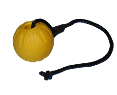 Minge din spuma Ø 7 cm cu snur pentru dresaj canin
