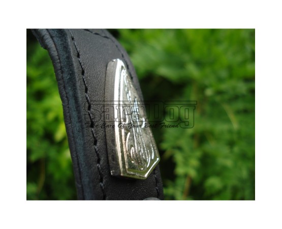 Zgarda de lux pentru caini din piele naturala si cristale Swarovski albe