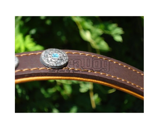 Zgardă de lux pentru caini din piele naturala si cristale swarovski 