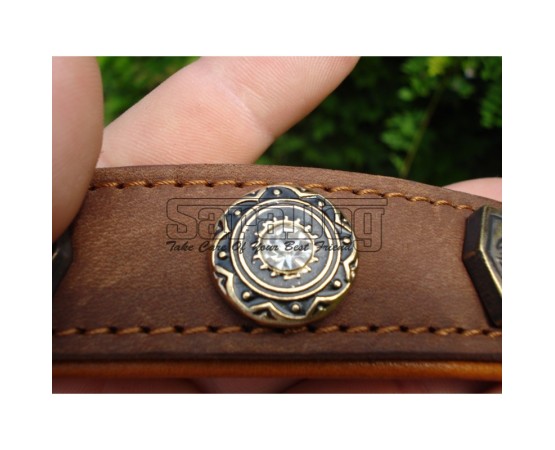 Zgardă de lux pentru caini , din piele naturala cu cristale swarovski