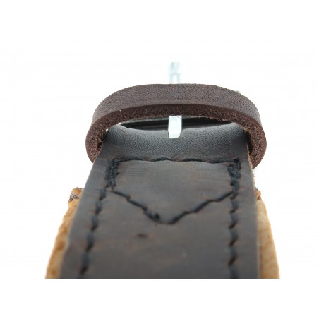 Zgarda lata pentru caini , din piele naturala fett si captusita cu piele moale 