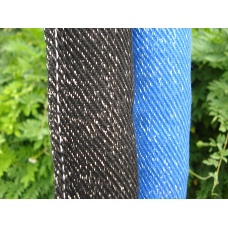 Saculet de muscatura ( tug ) pentru caini , din material francez