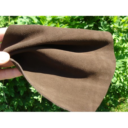 Tug din piele pentru caini