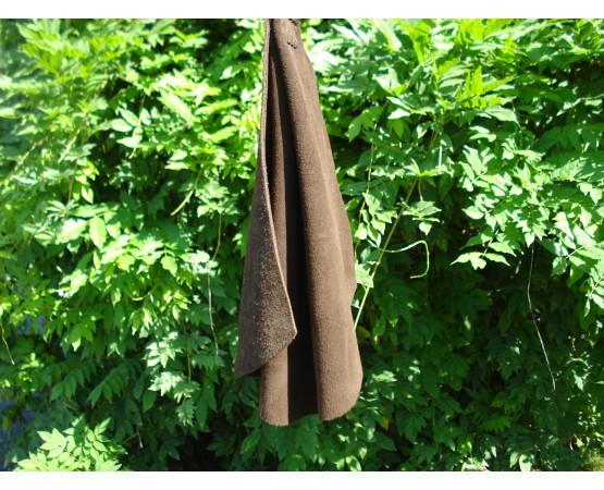 Tug din piele pentru caini