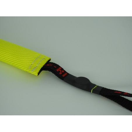 Saculet de muscatura ( tug ) cu magnet , pentru dresaj canin