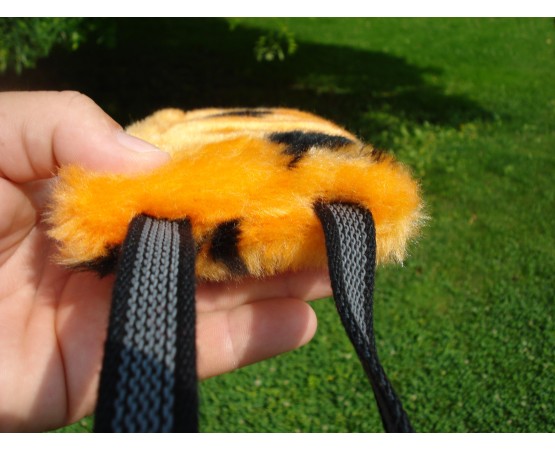 Tug din plus pentru caini , prevazut cu doua manere