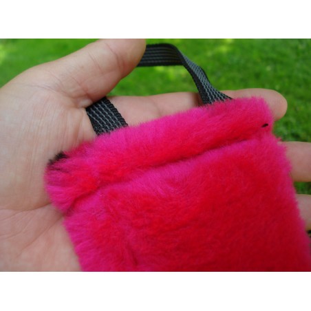 Tug din plus pentru caini , prevazut cu doua manere