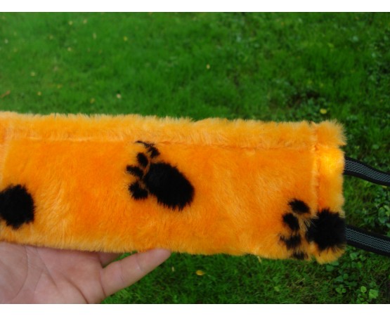 Tug din plus pentru caini , prevazut cu doua manere