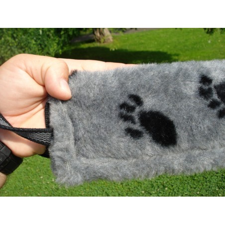 Tug din plus pentru caini , prevazut cu doua manere