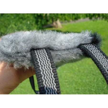 Tug din plus pentru caini , prevazut cu doua manere