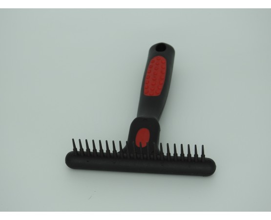 Perie tip tesala pentru caini