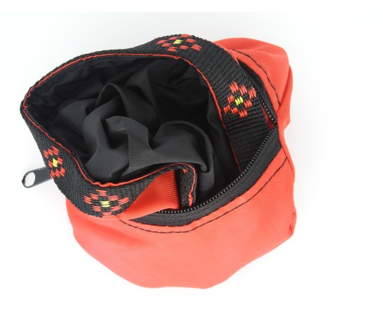 Recipient pliabil apa sau hrana caine