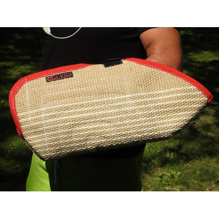 Manson scurt profesional dresaj iuta