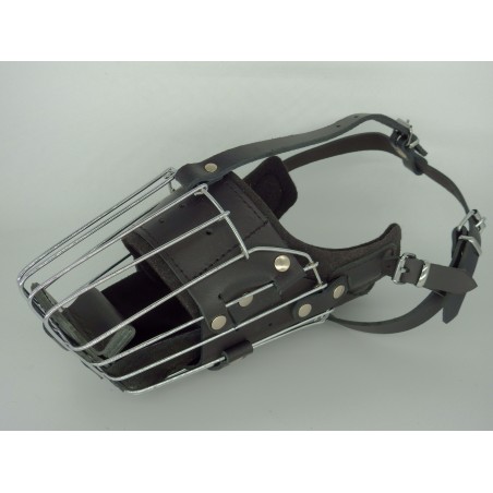 Botnita militara ciobanesc german prevazuta cu bite - bar