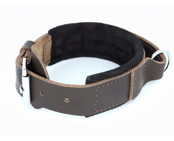 Zgarda lata piele prevazuta cu maner