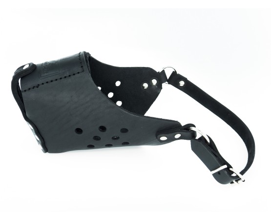 Botnita militara Ciobanesc German , confectionata din piele naturala