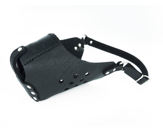 Botnita militara Ciobanesc German , confectionata din piele naturala