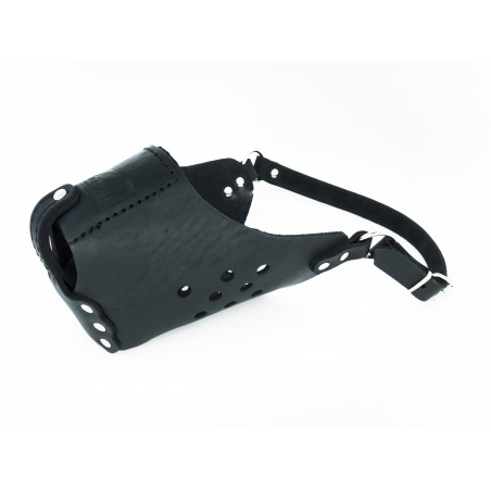 Botnita militara Ciobanesc German , confectionata din piele naturala