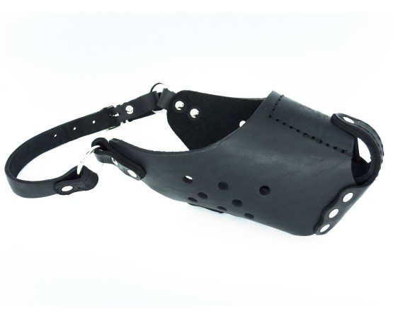 Botnita militara pentru Malinois , confectionata din piele naturala