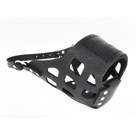 Botnita din piele pentru Ciobanesc German