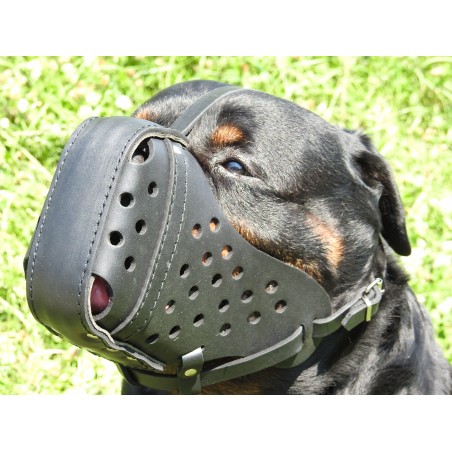 Botnita politie Rottweiler , confectionata din piele naturala