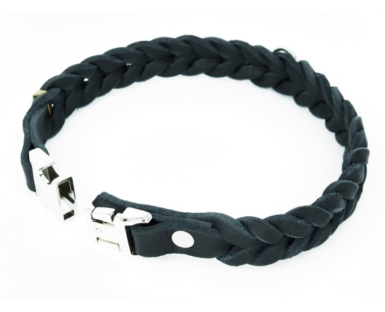 Zgarda impletita din piele naturala pentru caini prevazuta cu prindere rapida