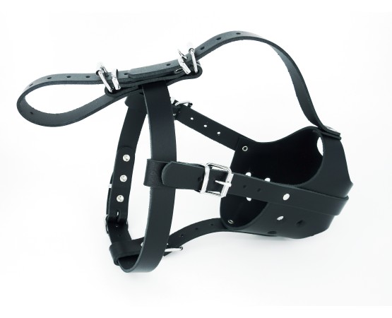 Botnita din piele naturala pentru femela Amstaff & Pitt Bull