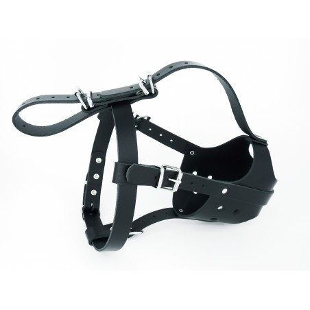 Botnita din piele naturala pentru femela Amstaff & Pitt Bull