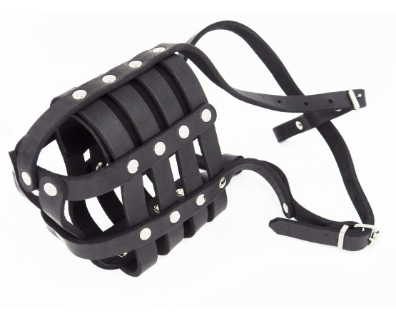 Botnita confectionata din piele naturala nr.1