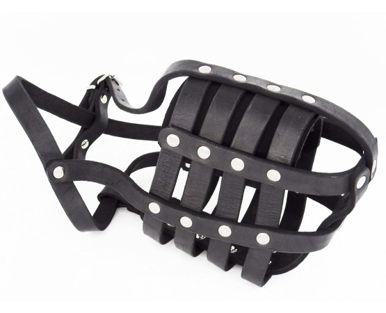 Botnita din piele nr.3