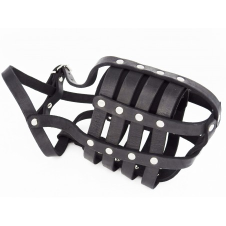 Botnita din piele nr.3