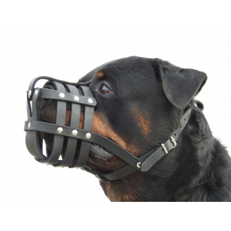 Botnita din piele naturala nr.4