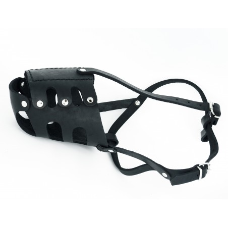 Botnita din piele pentru Rottweiler mascul